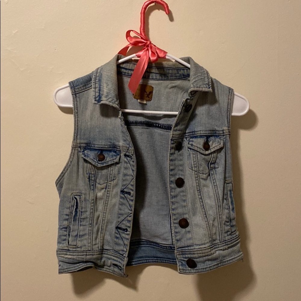 American Eagle Jean Vest